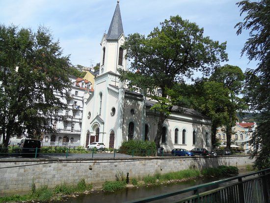 Evangelický kostel sv. Petra a Pavla