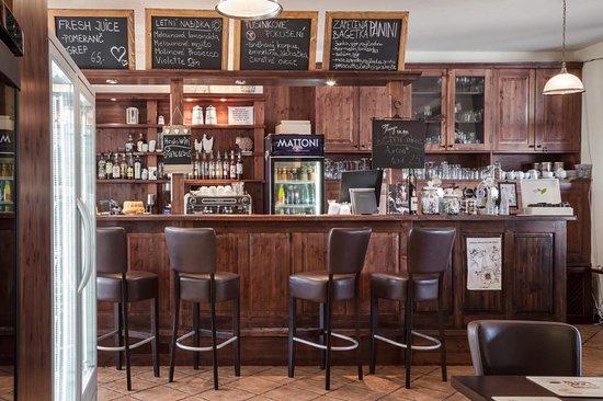 Cafe & Bistro Beseda