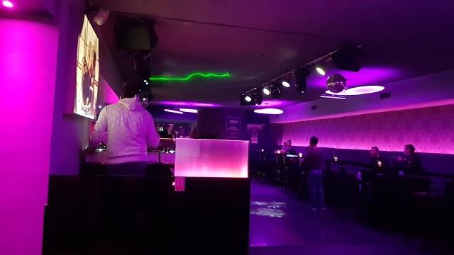 Cocktail music bar La Noche