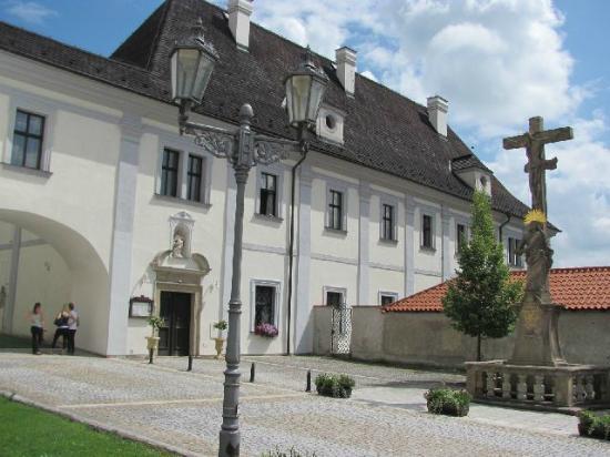 Klášter Božího Milosrdenství