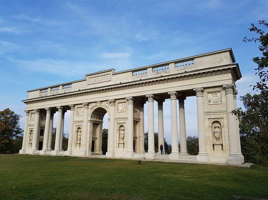 Kolonáda na Reistně