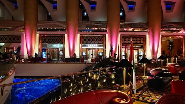 Skyview Bar & Restaurant