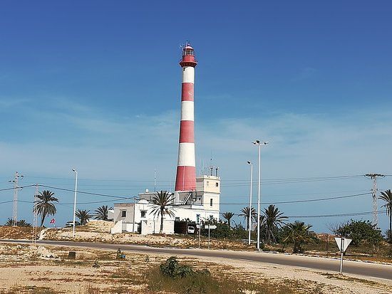 Tourgueness lighthouse