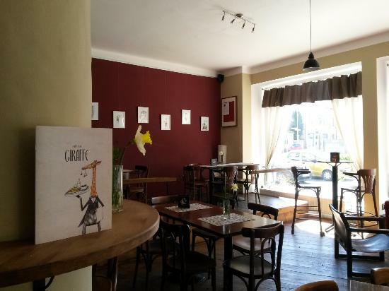 Café Bar Giraffe